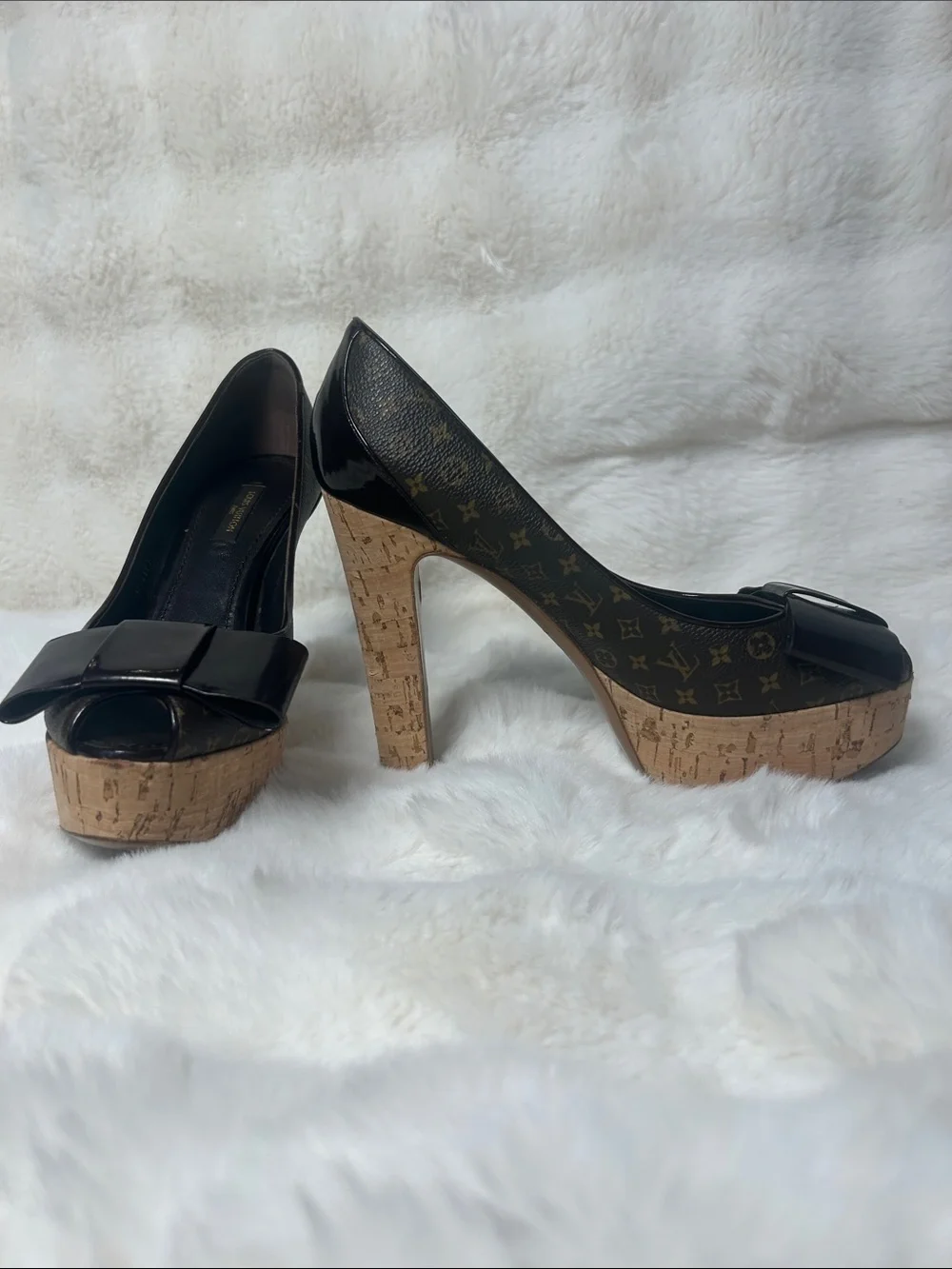 Louis Vuitton Rivoli Monogram Cork Platform Bow Pumps Size 38